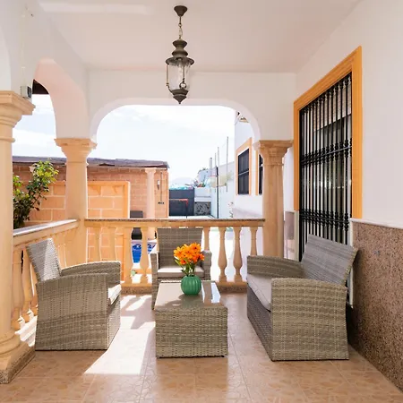 Cubo's Paraiso Feriehus Alhaurín el Grande