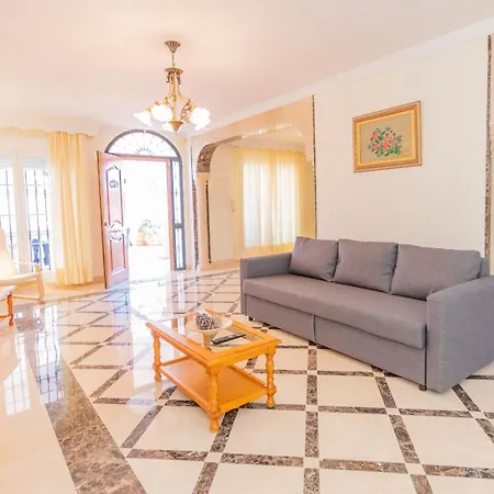 Cubo's Paraiso Feriehus *