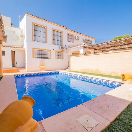 Cubo's Paraiso Feriehus